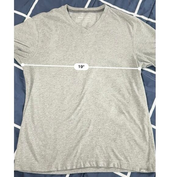 Eddie Bauer Legend Wash Gray V Neck T Shirt Men’s Medium - Picture 6 of 7